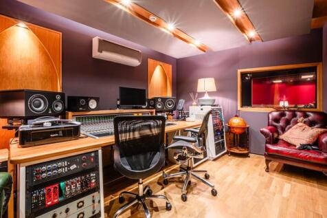 Dock St 15  Low Res 10.jpg