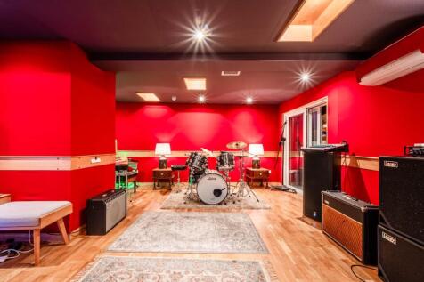 Dock St 15  Low Res 12.jpg