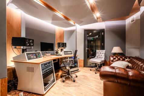 Dock St 15  Low Res 16.jpg