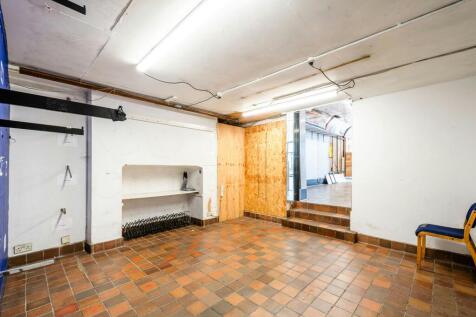 Clapham High St 4042  Low Res 16.jpg