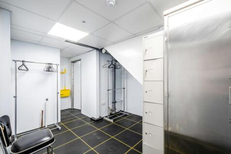 Forest Bus Pk U25  Low Res 4.jpg