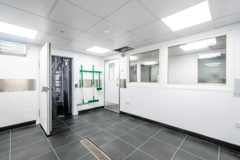 Forest Bus Pk U25  Low Res 7.jpg