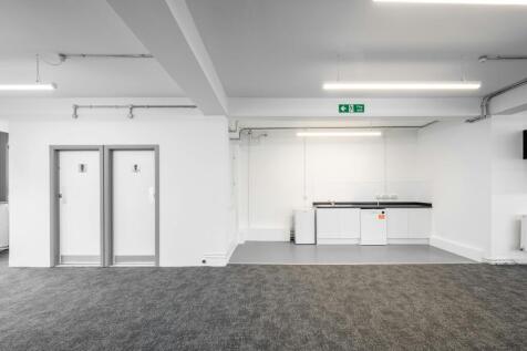 Universal House 301E  Low Res 2.jpg