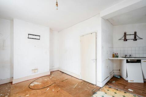 Homerton High St 191  Low Res 9.jpg