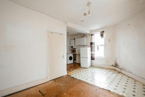 Homerton High St 191  Low Res 8.jpg