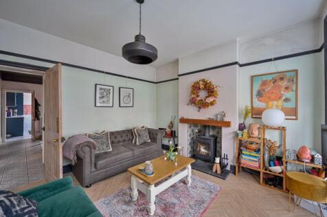 Lounge -1