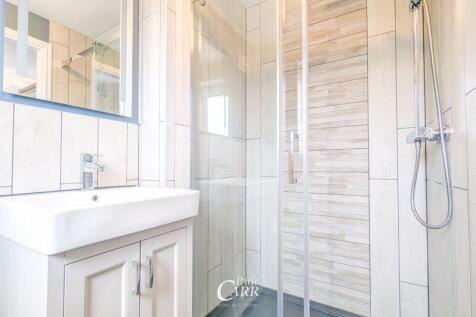 Master En-Suite