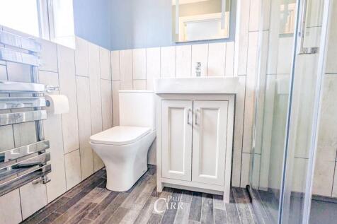 Master En-Suite
