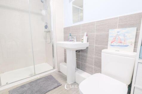 Master En-Suite