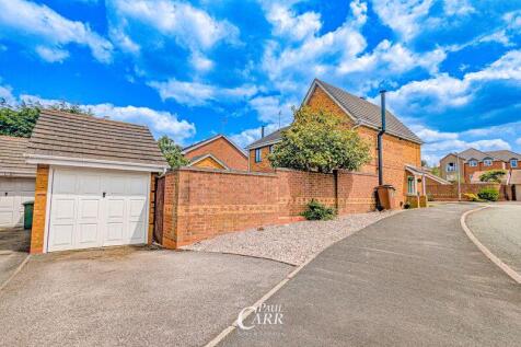 Private Driveway &#43; Garage