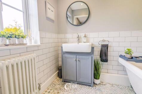 Master En-Suite