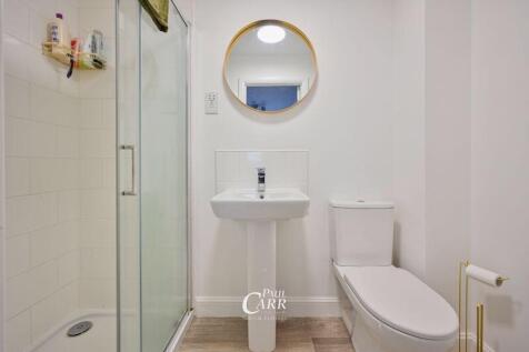 Master En-Suite