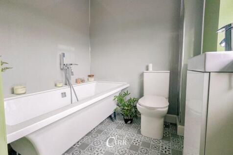 Master En-Suite