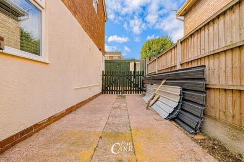 Side Driveway
