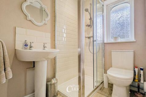 Master En-Suite