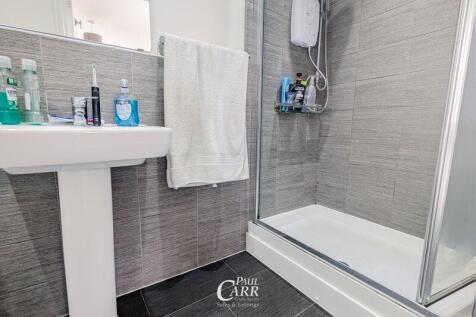 Master En-Suite