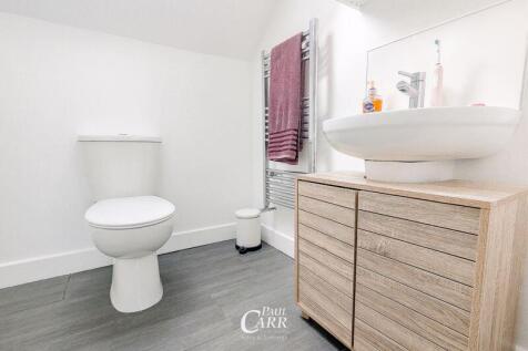 Master En-Suite