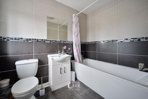 Master En-Suite