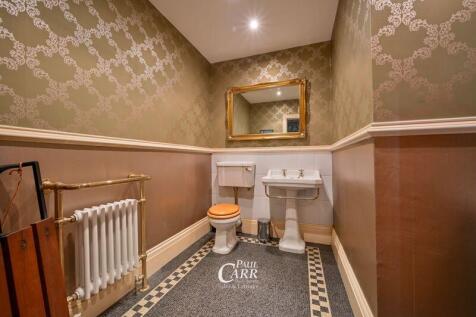 Downstairs Cloakroom