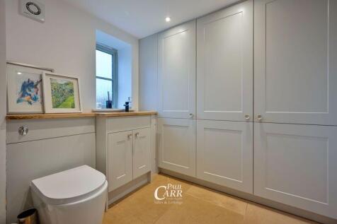 Downstairs Cloakroom