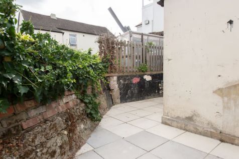 Property Image 16