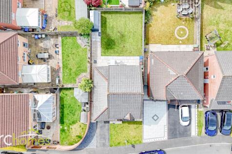dji_fly_20250428_140818_0020_1745856626587_photo.j