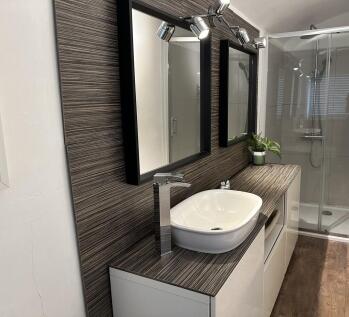 Ensuite shower ro...