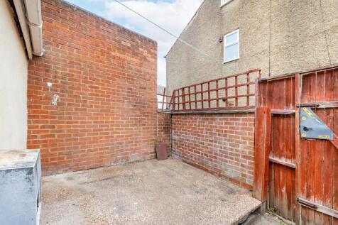 Rear Courtyard