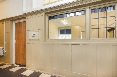 Raj Suite Entrance