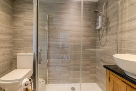 bathroom2