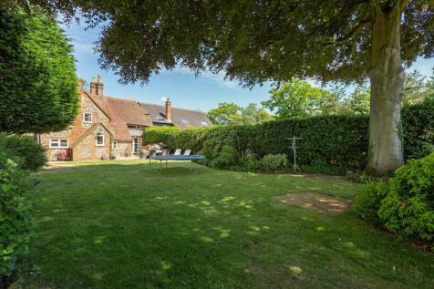 The Old Farmhouse 299849  (22).jpg