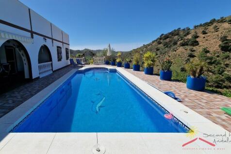 Property Image 4