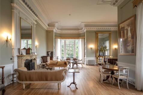 Ball Room