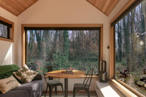 View  1  T202510171250.jpg