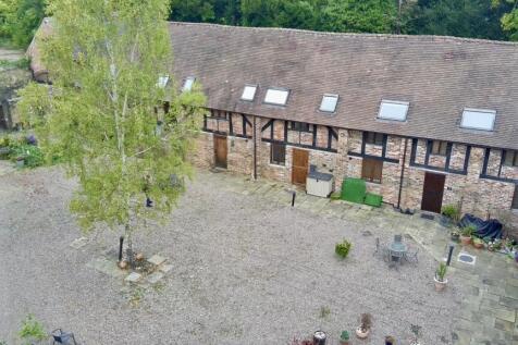 5251184 100DRONE SING0200 T202510152122.jpeg