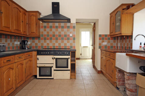 Kitchen Llyn Y Coed Llantrisant-9 T202508061038.jpg