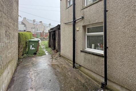 Outside 12 Snowdon St Pen Y Groes-6 T202508131410.jpg
