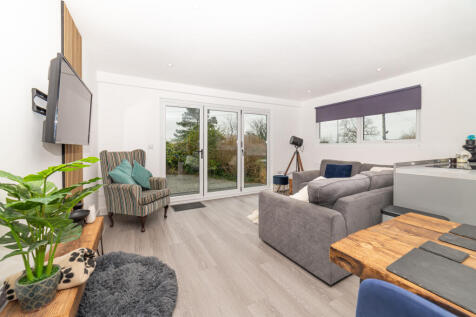 Isfryn  Talwrn-18 T202508221547.jpg