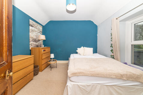 Isfryn  Talwrn-16 T202508221547.jpg