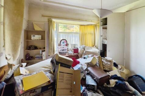 A016816a-DEGRD-4 T202509231737.jpg