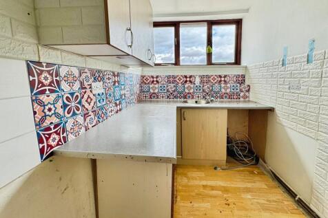 LLANNERCH8 T202510171854.jpeg