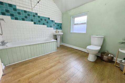 MEADOW PLACE2 T202510241006.jpg