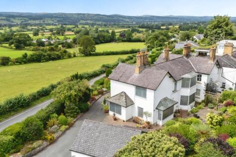 HWOOD5 T202511091947.jpg