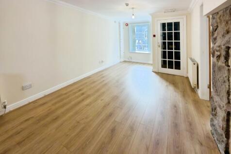 CASTLE8 T202511191727.jpg