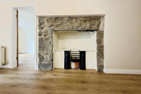 CASTLE3 T202511191727.jpg