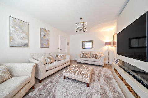 1375008-7-69089bfe436b8