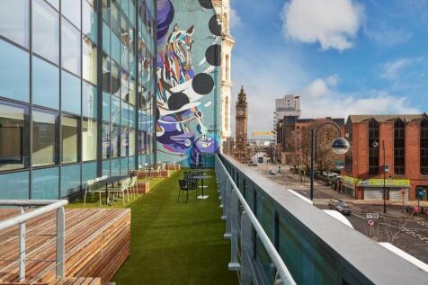 Outdoor terrace 