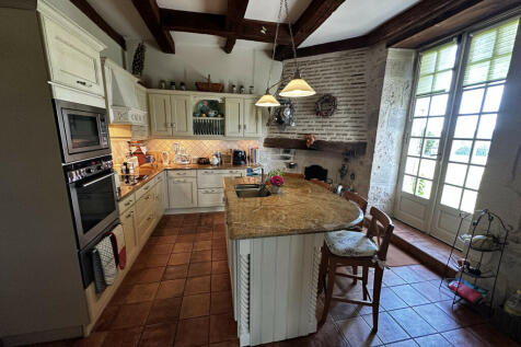 Property Image 5