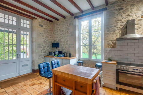Property Image 8