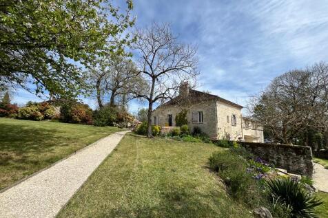 Property Image 4
